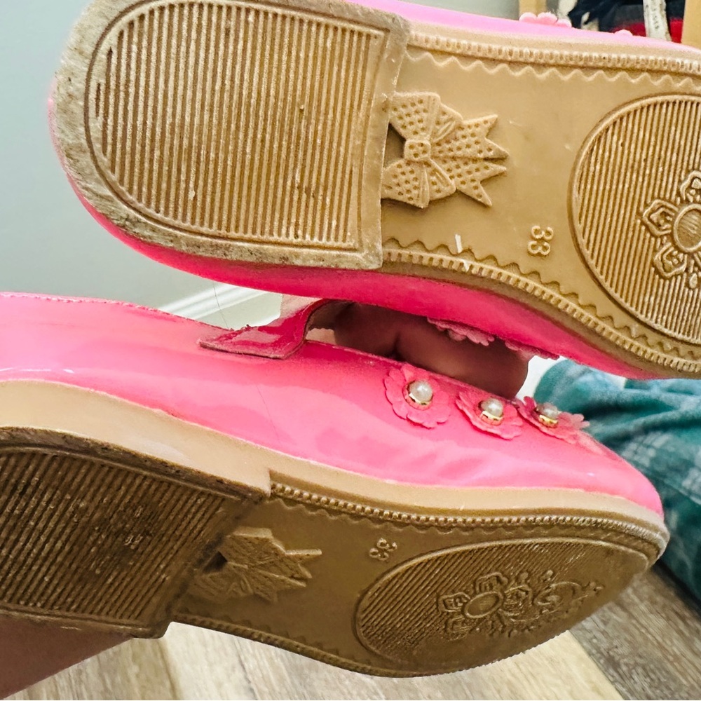 Baby Essentials Pink Floral Dress Shoes - Picture 2 of 3